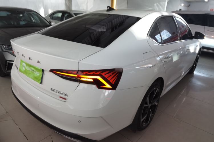 Used Skoda Octavia 2021 PRO TSI280 DSG Luxury Edition Exterior 5