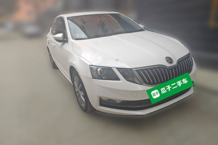 Used Skoda Octavia 2021 1.5L Automatic Comfort Edition Front Right 45 Deg