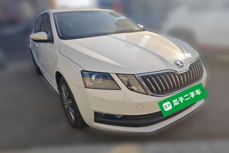 Used Skoda Octavia 2021 1.5L Automatic Comfort Edition Front Right 45 Deg