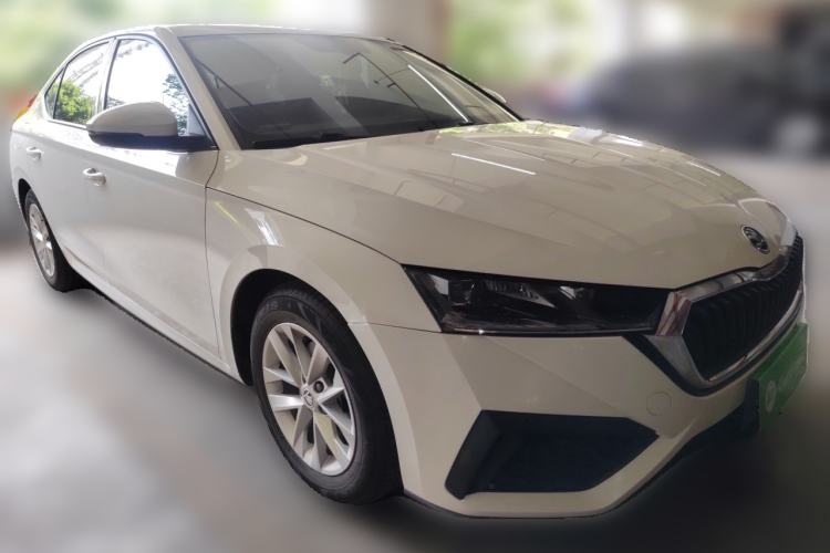 Used Skoda Octavia 2021 PRO TSI280 DSG Performance Edition Front Right 45 Deg