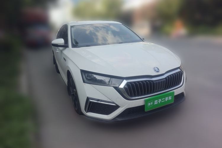 Used Skoda Octavia 2021 PRO TSI280 DSG Prestige Edition Front Right 45 Deg