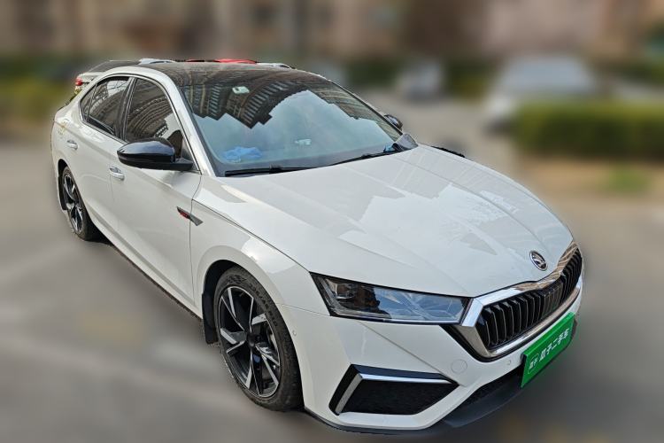 Used Skoda Octavia 2021 PRO TSI280 DSG Flagship Edition Front Right 45 Deg