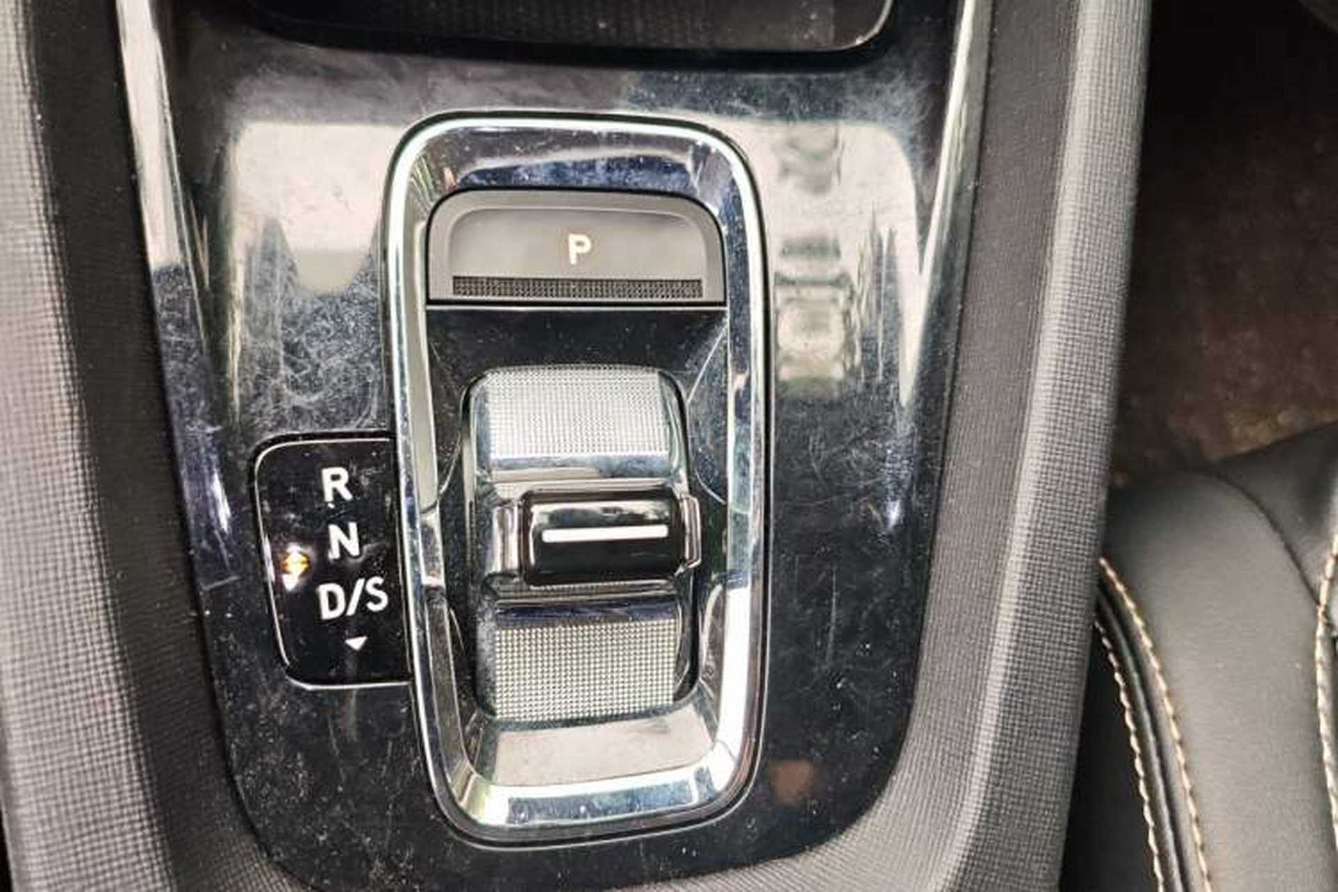 Used Skoda Octavia 2021 PRO TSI280 DSG Prestige Edition Gear Lever