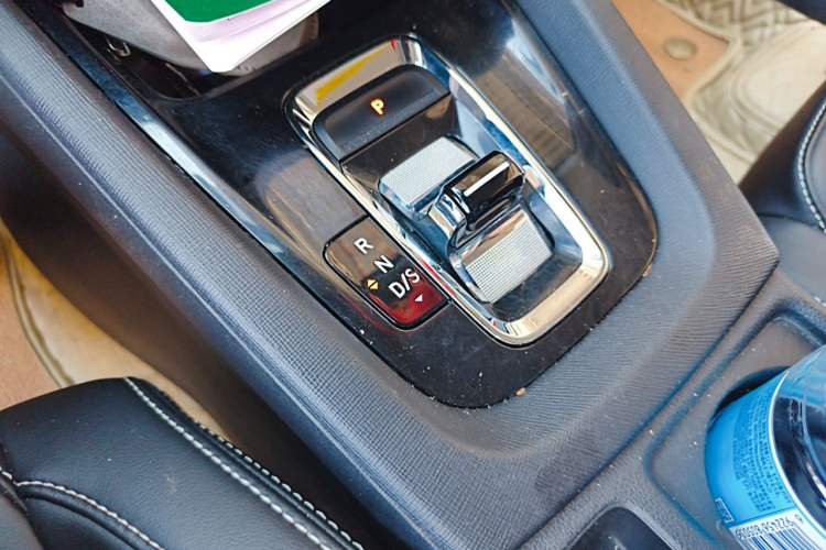 Used Skoda Octavia 2021 PRO TSI280 DSG Luxury Edition Gear Lever
