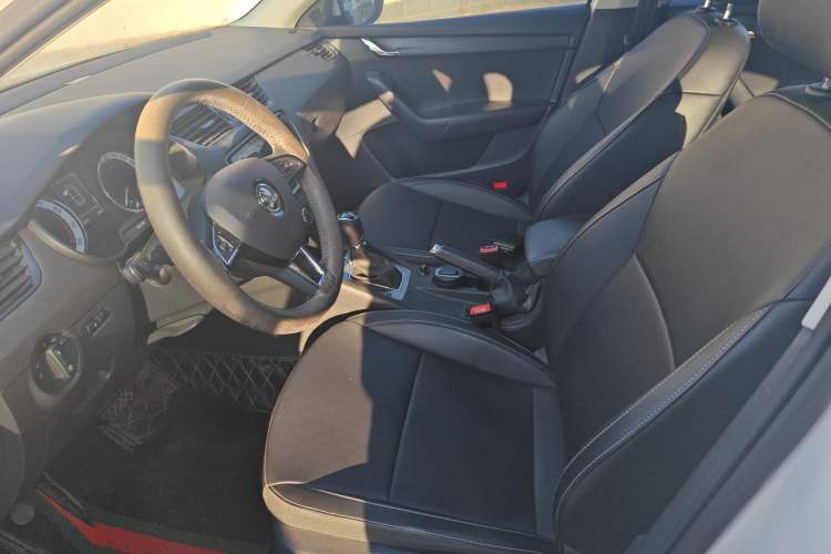 Used Skoda Octavia 2021 1.5L Automatic Comfort Edition Left Front Seat