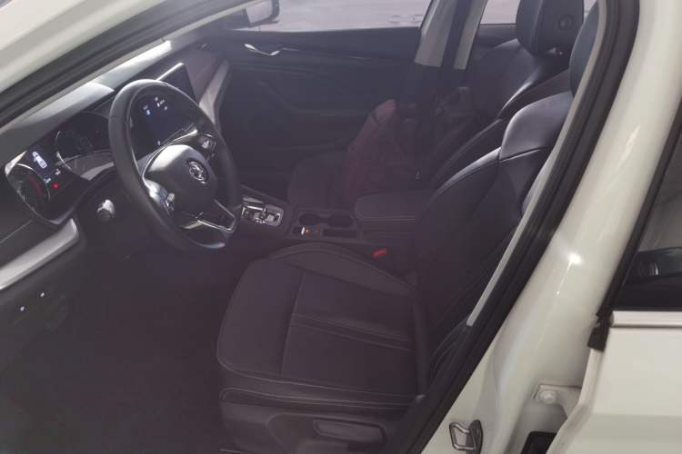Used Skoda Octavia 2021 PRO TSI280 DSG Luxury Edition Left Front Seat