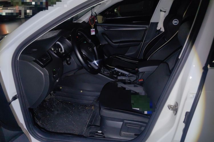 Used Skoda Octavia 2021 1.5L Automatic Comfort Edition Left Front Seat