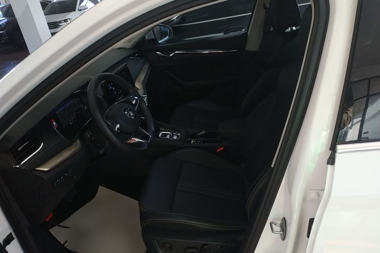 Used Skoda Octavia 2021 PRO TSI280 DSG Prestige Edition Left Front Seat