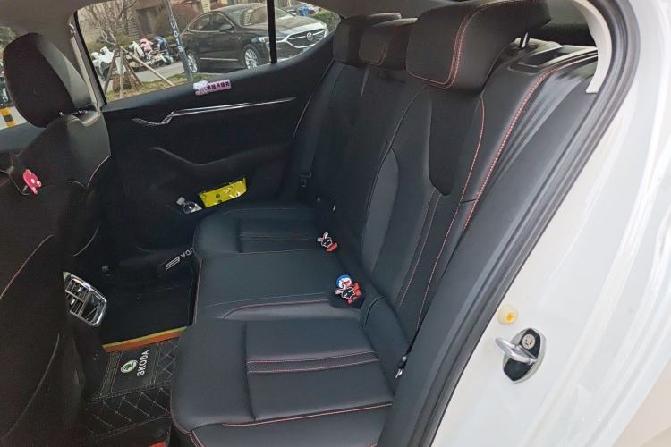 Used Skoda Octavia 2021 PRO TSI280 DSG Flagship Edition Left Rear Seat