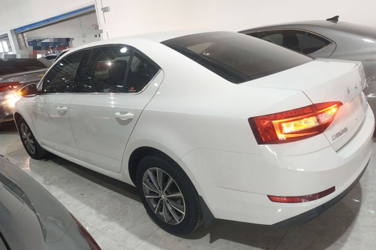 Used Skoda Octavia 2021 1.5L Automatic Comfort Edition Left Side