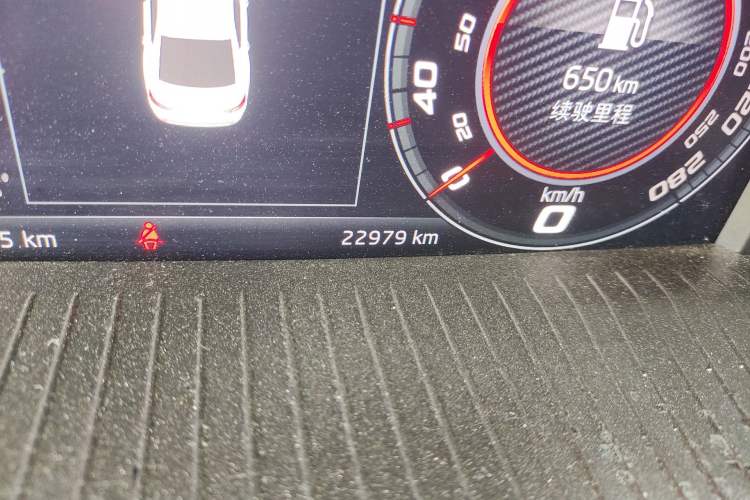 Used Skoda Octavia 2021 1.5L Automatic Luxury Edition Odometer Close Up