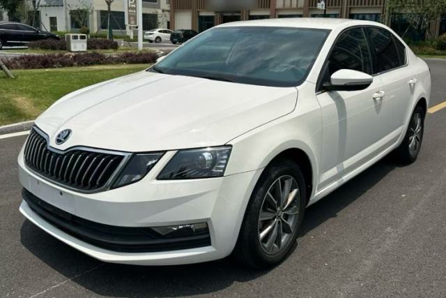 Used Skoda Octavia 2021 1.5L Automatic Comfort Edition