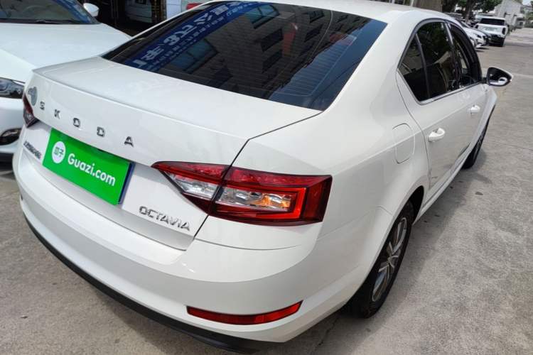 Used Skoda Octavia 2021 1.5L Automatic Comfort Edition Rear Right 45 Deg