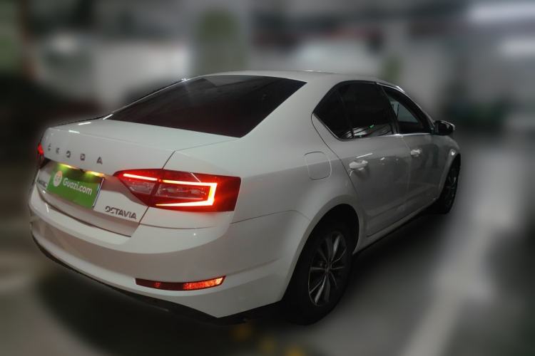 Used Skoda Octavia 2021 1.5L Automatic Comfort Edition Rear Right 45 Deg