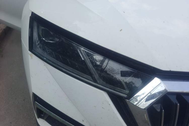 Used Skoda Octavia 2021 PRO TSI280 DSG Prestige Edition Right Front Headlight