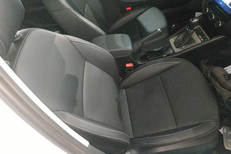 Used Skoda Octavia 2021 1.5L Automatic Comfort Edition Right Front Seat