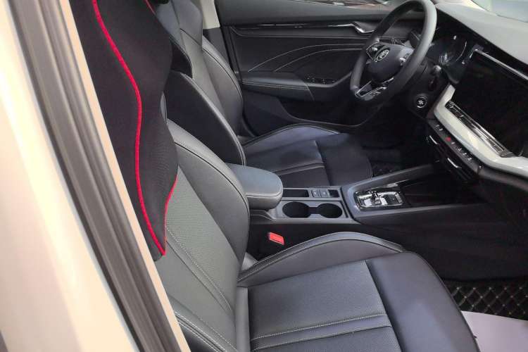 Used Skoda Octavia 2021 PRO TSI280 DSG Luxury Edition Right Front Seat