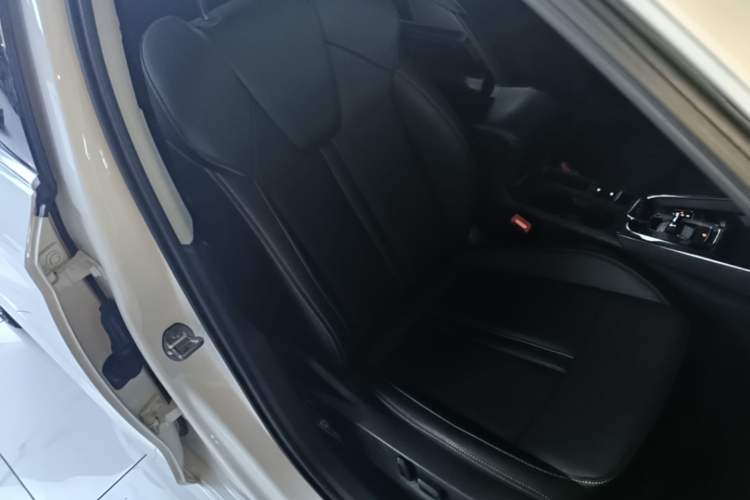 Used Skoda Octavia 2021 PRO TSI280 DSG Prestige Edition Right Front Seat