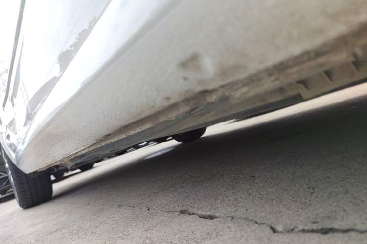 Used Skoda Octavia 2021 1.5L Automatic Comfort Edition Right Side Sill