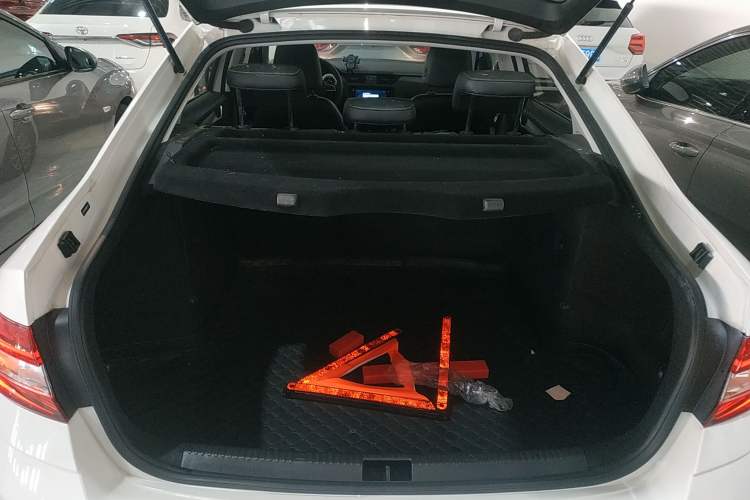 Used Skoda Octavia 2021 1.5L Automatic Comfort Edition Trunk
