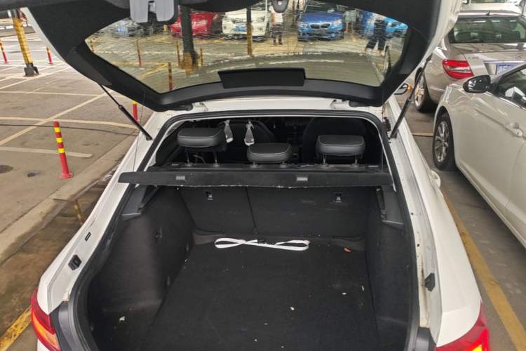 Used Skoda Octavia 2021 1.5L Automatic Comfort Edition Trunk