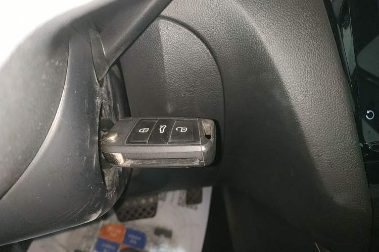 Used Skoda Octavia 2021 1.5L Automatic Comfort Edition Vehicle Key