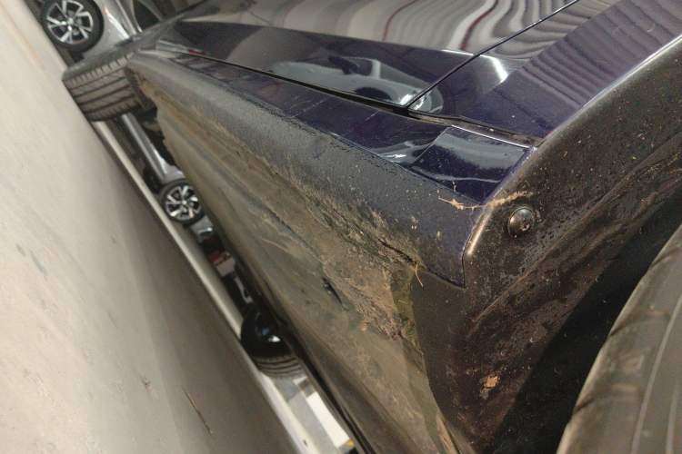 Used Skoda Octavia 2022 PRO TSI280 Luxury Edition Right Side Sill