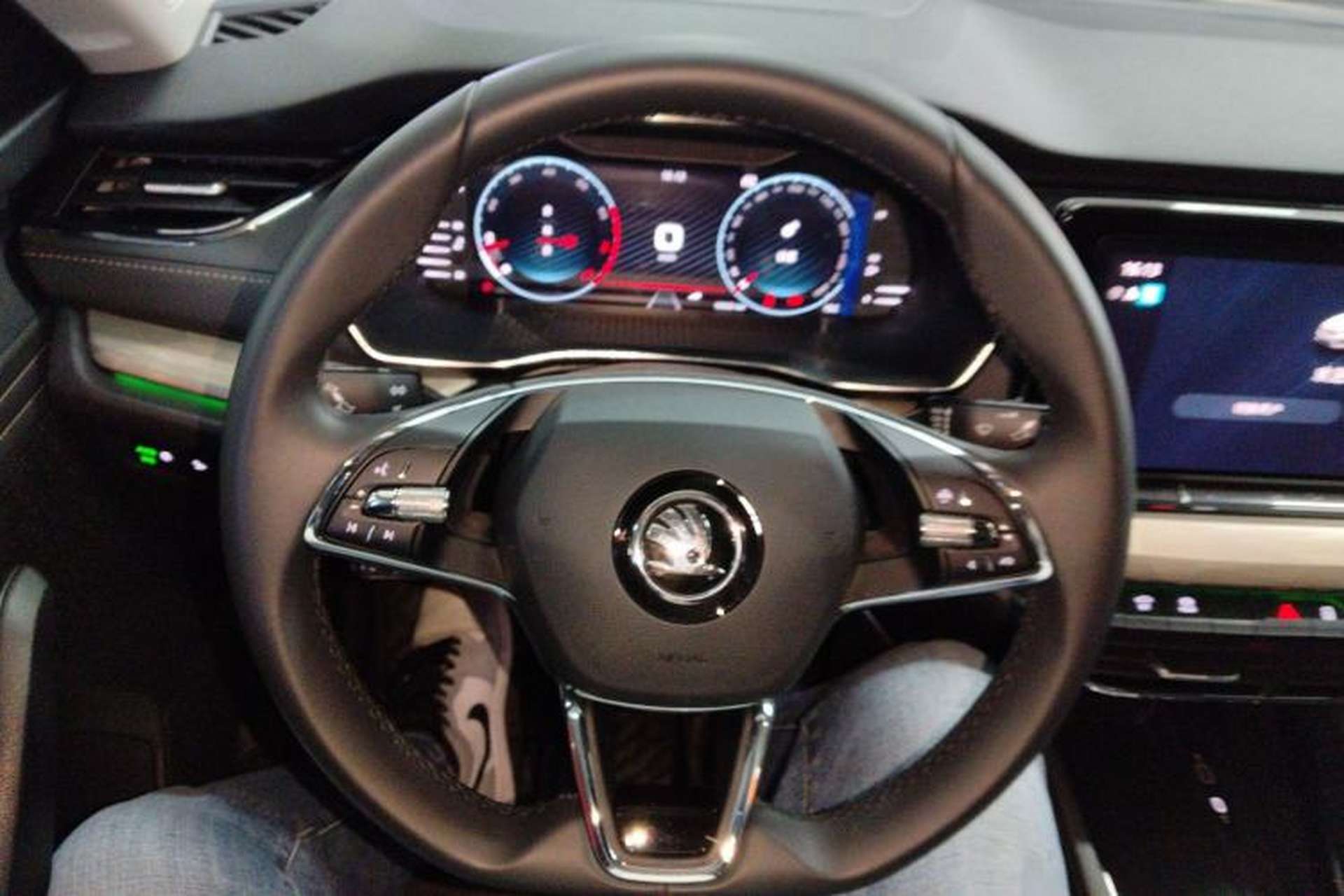 Used Skoda Octavia 2022 PRO TSI280 Luxury Edition Steering Wheel