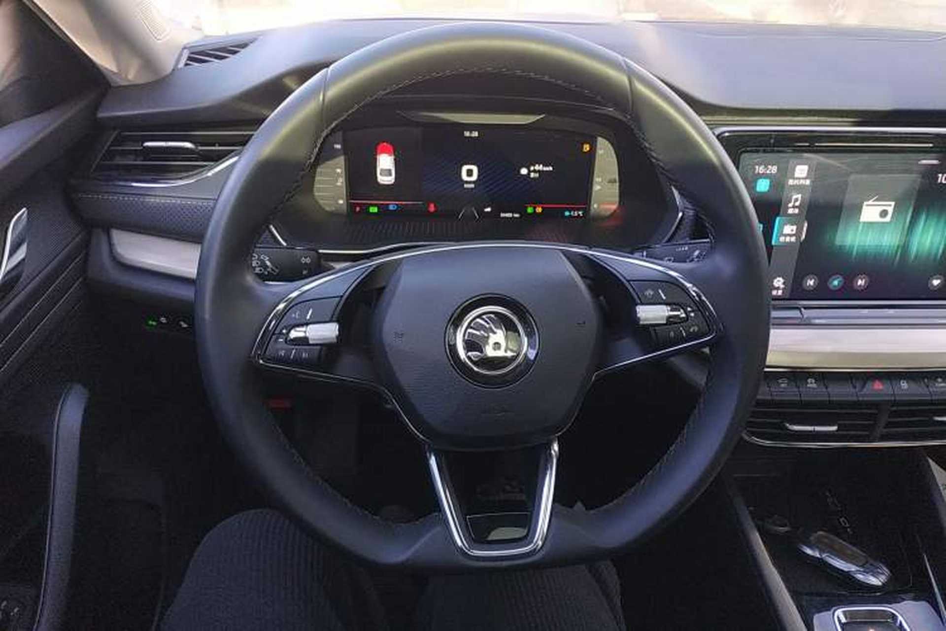 Used Skoda Octavia 2022 PRO TSI280 Luxury Edition Steering Wheel
