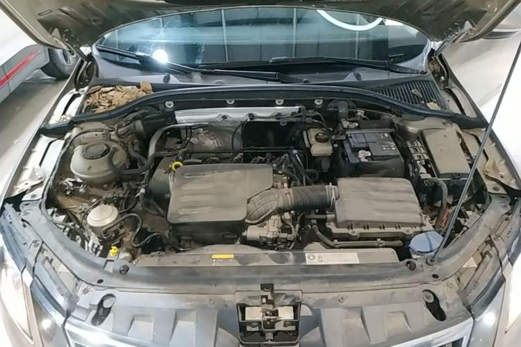 Used Skoda Octavia 2022 1.5L Automatic Comfort Edition Engine Bay