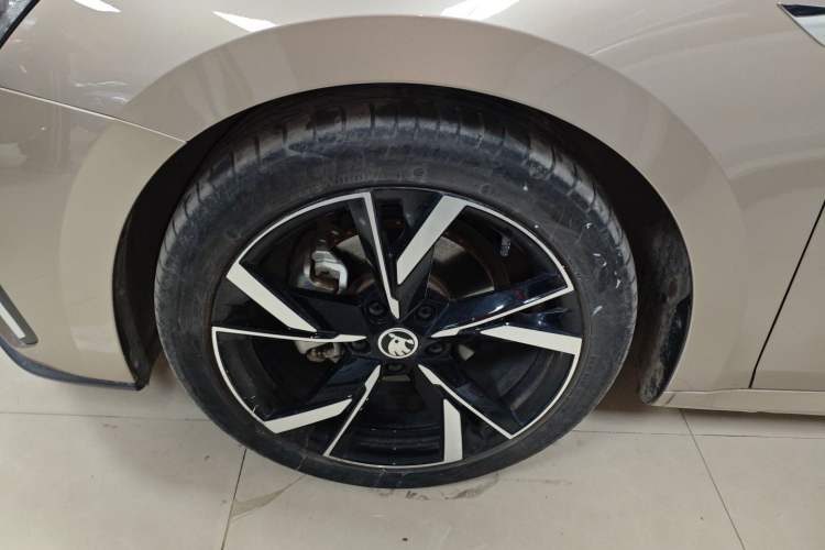 Used Skoda Octavia 2022 PRO TSI280 Luxury Edition Exterior 3