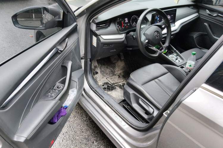 Used Skoda Octavia 2022 PRO TSI280 Luxury Edition Driver Seat