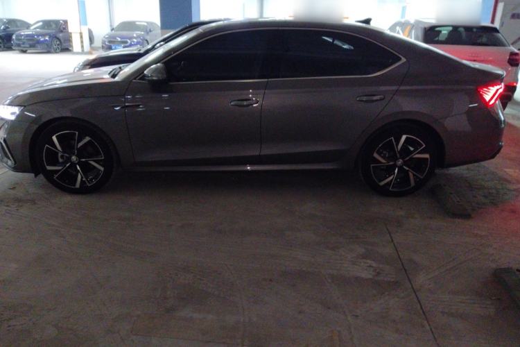 Used Skoda Octavia 2022 PRO TSI280 Luxury Edition Exterior 3