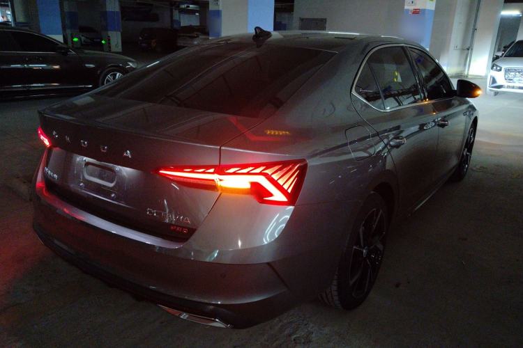 Used Skoda Octavia 2022 PRO TSI280 Luxury Edition Exterior 5