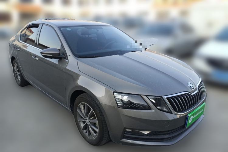 Used Skoda Octavia 2022 1.5L Automatic Comfort Edition Front Right 45 Deg
