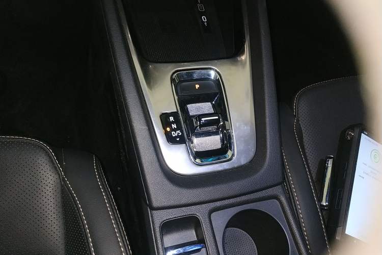 Used Skoda Octavia 2022 PRO TSI280 Luxury Edition Gear Lever