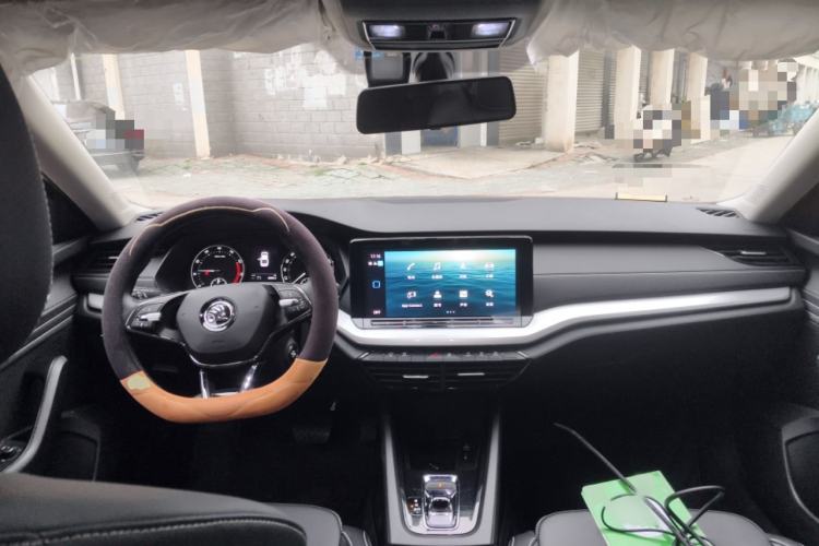 Used Skoda Octavia 2022 PRO TSI280 Luxury Edition Interior 2