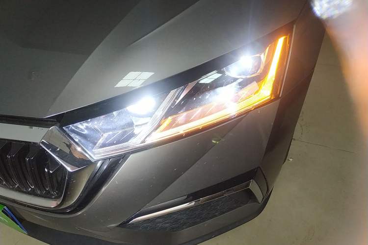 Used Skoda Octavia 2022 PRO TSI280 Luxury Edition Left Front Headlight