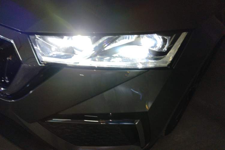 Used Skoda Octavia 2022 PRO TSI280 Luxury Edition Left Front Headlight