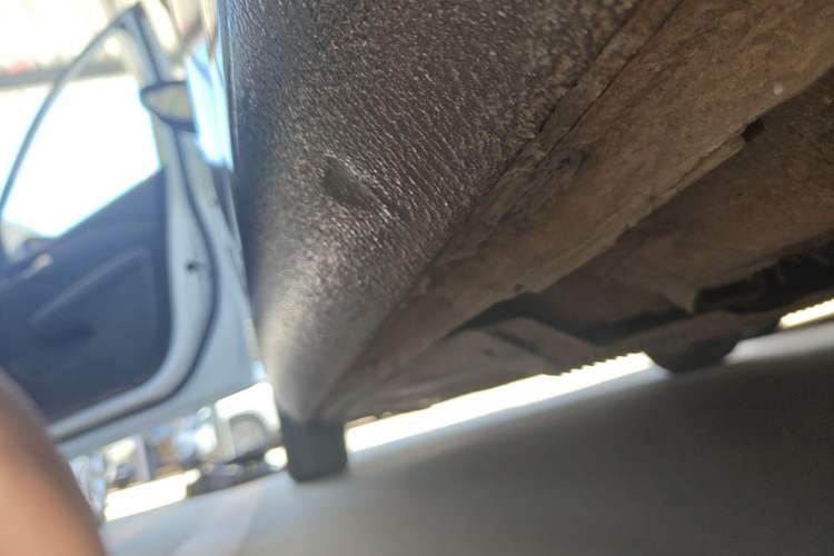 Used Skoda Octavia 2022 1.5L Automatic Comfort Edition Left Side Sill