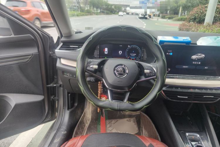 Used Skoda Octavia 2022 PRO TSI280 Luxury Edition Steering Wheel
