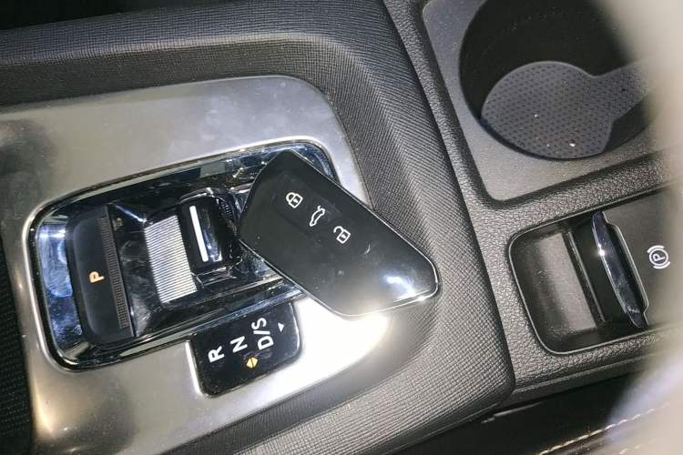 Used Skoda Octavia 2022 PRO TSI280 Luxury Edition Vehicle Key