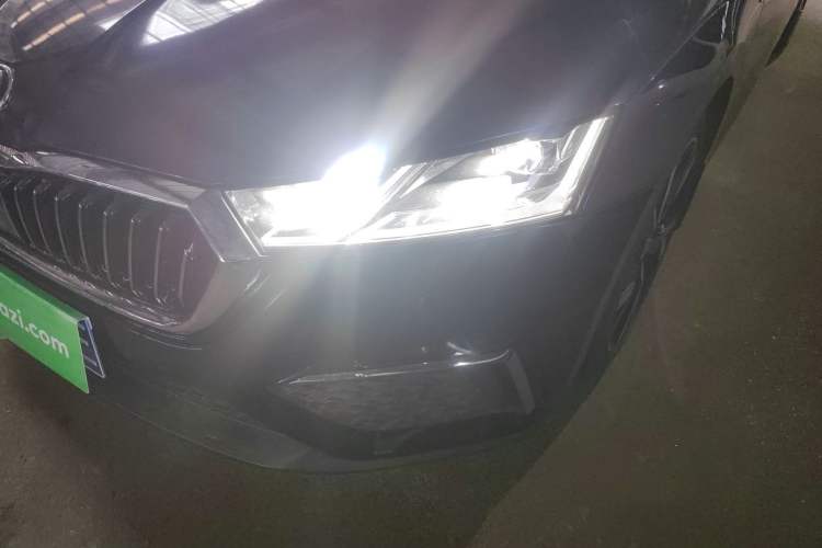 Used Skoda Octavia 2022 PRO TSI280 Luxury Edition Left Front Headlight