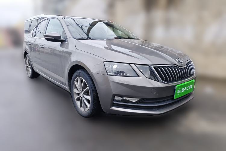 Used Skoda Octavia 2022 1.5L Automatic Comfort Edition Front Right 45 Deg