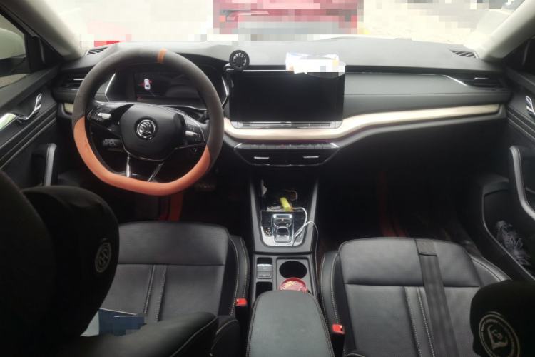 Used Skoda Octavia 2022 PRO TSI280 Luxury Edition Center Console