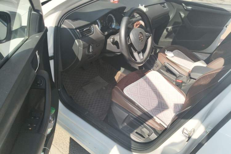 Used Skoda Octavia 2022 1.5L Automatic Comfort Edition Driver Seat