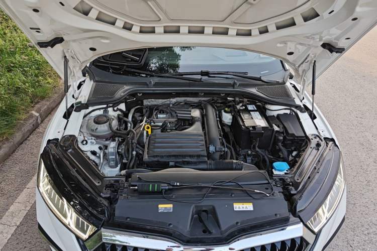 Used Skoda Octavia 2022 PRO TSI280 Luxury Edition Engine Bay