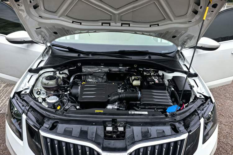 Used Skoda Octavia 2022 1.5L Automatic Comfort Edition Engine Bay