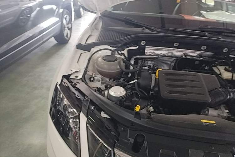 Used Skoda Octavia 2022 1.5L Automatic Comfort Edition Engine Bay Right