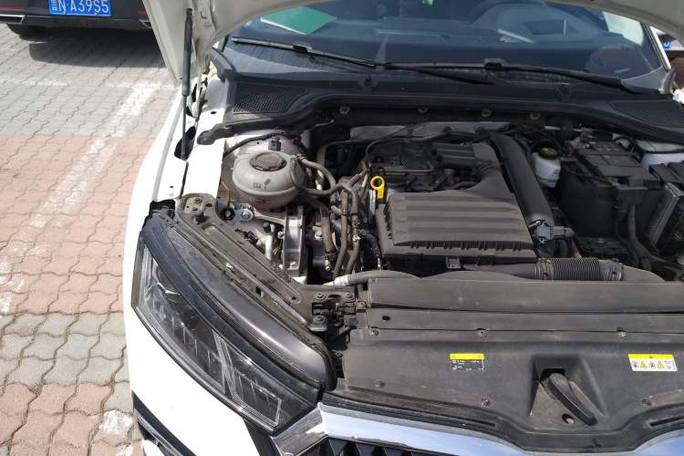 Used Skoda Octavia 2022 PRO TSI280 Luxury Edition Engine Bay Right